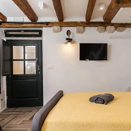 Private Accommodion Linda Studio Dubrovnik Exterior photo