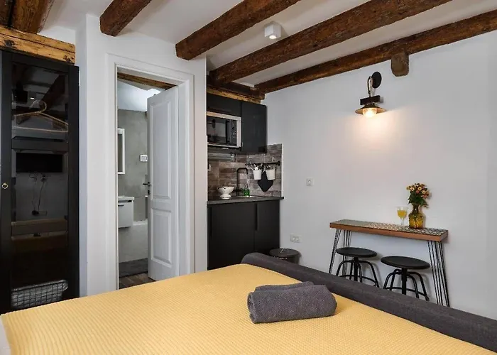 Private Accommodion Linda Studio