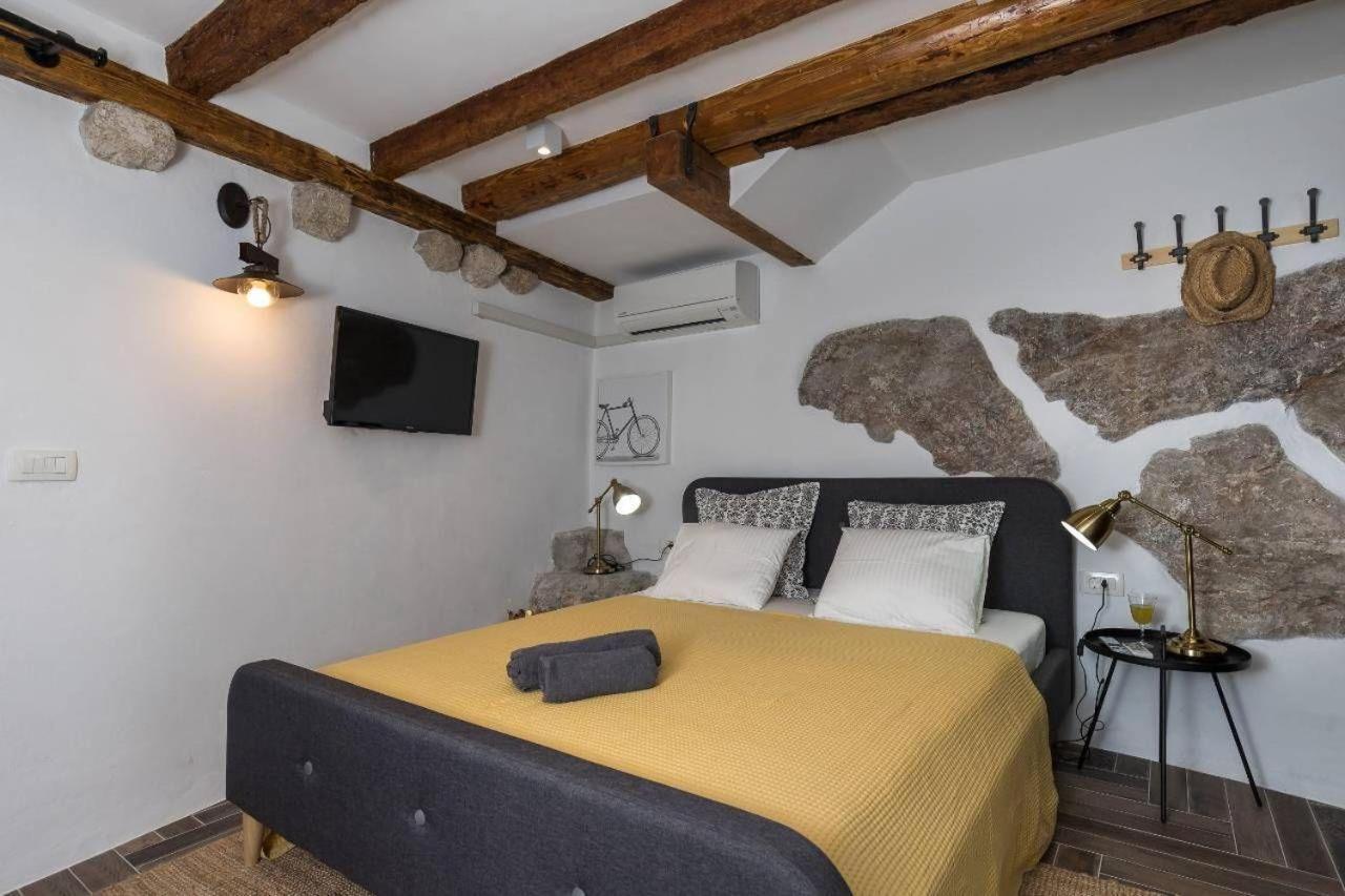 Apartment Private Accommodion Linda